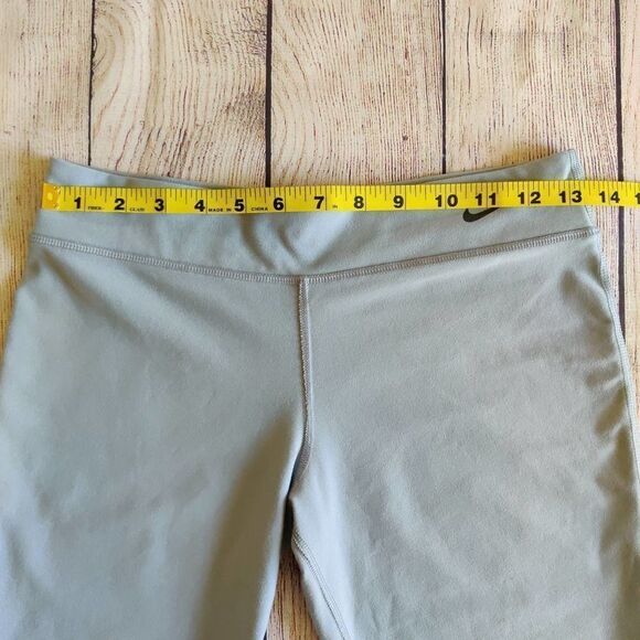 Girl's Nike Dri-Fit workout capri legging sz L - Picture 6 of 10